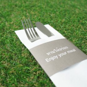 Enjoy Your Meal Dual Language Airlaid Napkin (1)