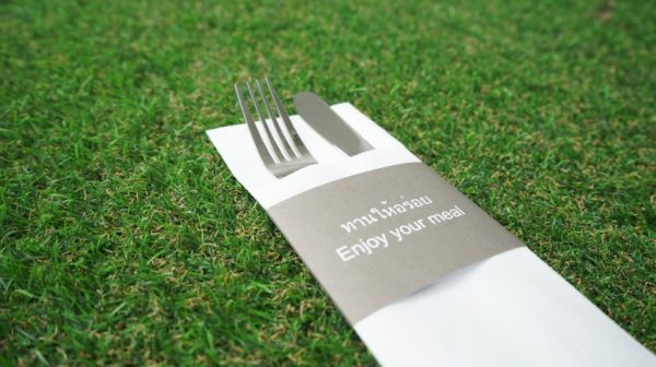 Enjoy Your Meal Dual Language Airlaid Napkin (1)